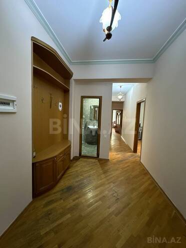 İcarəyə verilir 3 otaqlı yeni tikili 130 m², 28 May m., photo 9 from 15