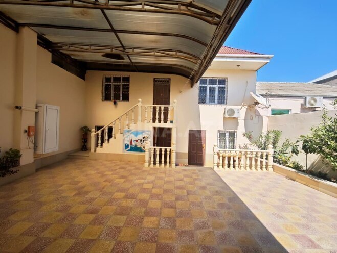 Satılır 7 otaqlı həyət evi/bağ evi 197 m², Zığ q., photo 1 from 20