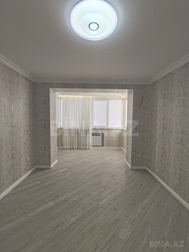 Satılır 2 otaqlı köhnə tikili 60 m², İnşaatçılar m., photo 1 from 18