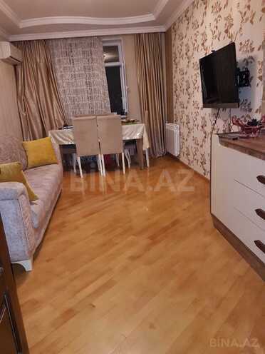 Satılır 3 otaqlı köhnə tikili 78 m², Bakıxanov q., photo 1 from 32
