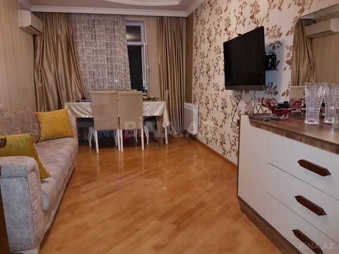 Satılır 3 otaqlı köhnə tikili 78 m², Bakıxanov q., photo 3 from 32