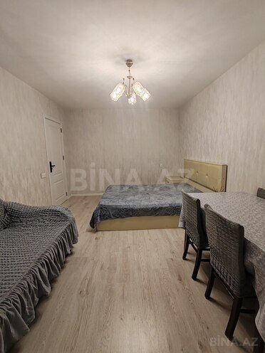 Satılır 1 otaqlı köhnə tikili 40 m², İnşaatçılar m., photo 3 from 11