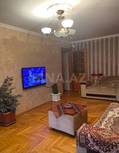 İcarəyə verilir 2 otaqlı köhnə tikili 82 m², Neftçilər m., photo 1 from 8