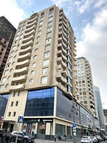 Satılır 3 otaqlı yeni tikili 125 m², Şah İsmayıl Xətai m., photo 1 from 9