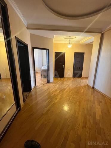 Сдаётся 3-комн. новостройка 135 м², м. Мемар Аджеми, photo 16 from 19