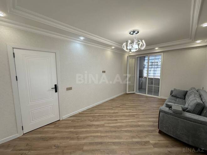 Satılır 2 otaqlı köhnə tikili 45 m², Qara Qarayev m., photo 3 from 14