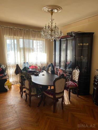 Satılır 3 otaqlı köhnə tikili 90 m², Azadlıq Prospekti m., photo 1 from 10