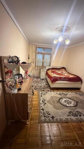 Продаётся 2-комн. вторичка 55 м², м. Нефтчиляр, photo 4 from 11