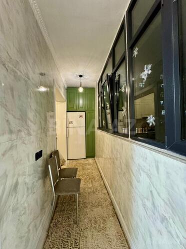 Satılır 4 otaqlı köhnə tikili 110 m², İnşaatçılar m., photo 13 from 16