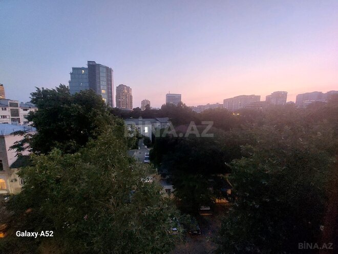 İcarəyə verilir 2 otaqlı köhnə tikili 50 m², 28 May m., photo 17 from 18