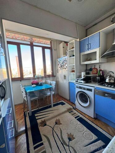 Satılır 4 otaqlı köhnə tikili 100 m², Xalqlar Dostluğu m., photo 7 from 13