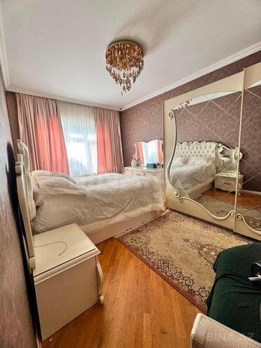 Satılır 4 otaqlı köhnə tikili 100 m², Xalqlar Dostluğu m., photo 5 from 13