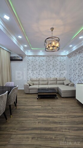 Продаётся 3-комн. новостройка 71 м², Абшеронcкий  р., photo 1 from 19