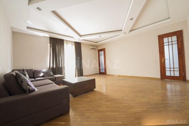 Satılır 8 otaqlı həyət evi/bağ evi 510 m², Gənclik m., photo 4 from 22