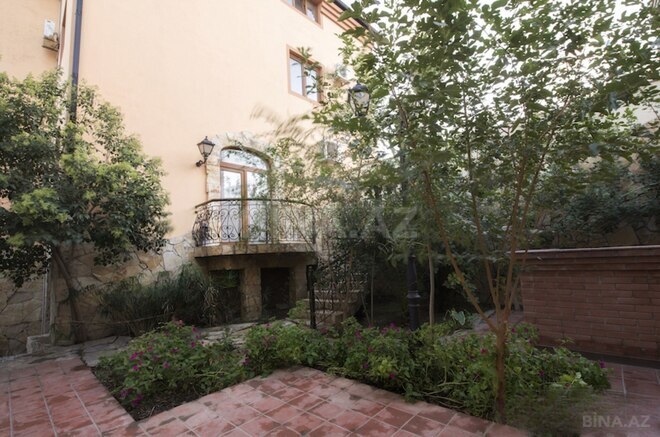Satılır 8 otaqlı həyət evi/bağ evi 510 m², Gənclik m., photo 14 from 22