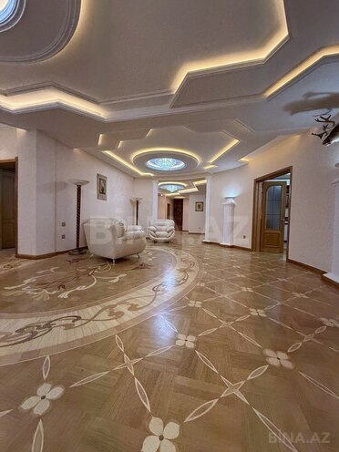 Satılır 6 otaqlı yeni tikili 550 m², Nizami m., photo 1 from 8