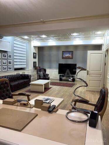 Сдаётся 7-комн. офис 280 м², Насиминский  р., photo 1 from 20