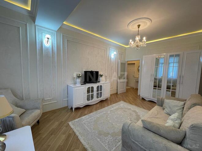 Продаётся 2-комн. новостройка 55 м², м. Насими, photo 1 from 10