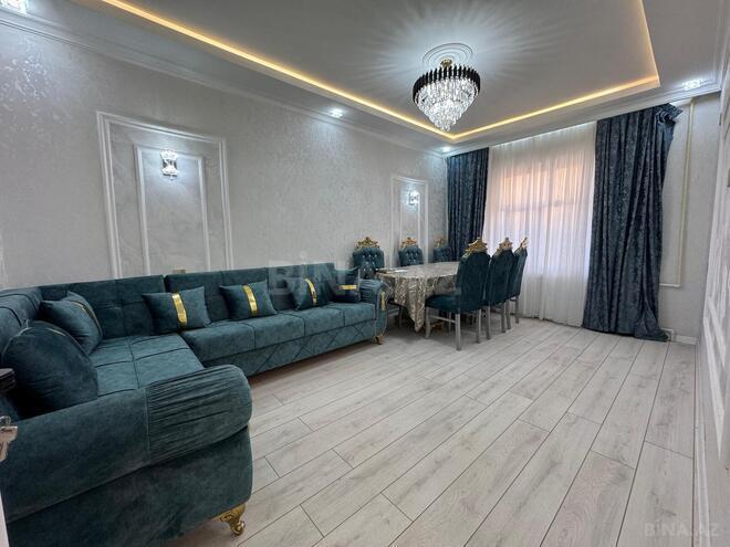 Продаётся 2-комн. вторичка 65 м², м. Иншаатчылар, photo 1 from 11