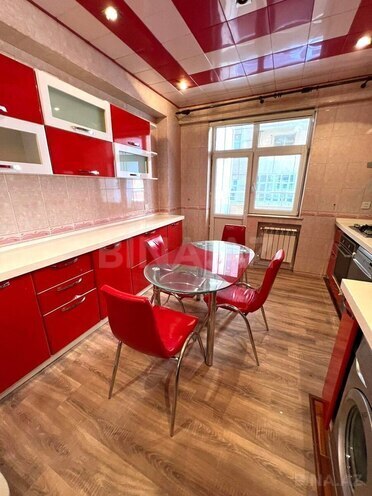 Сдаётся 3-комн. новостройка 120 м², м. Иншаатчылар, photo 9 from 11