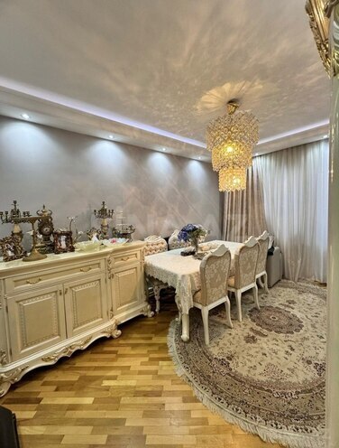 Satılır 4 otaqlı köhnə tikili 100 m², Xalqlar Dostluğu m., photo 3 from 12