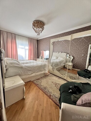 Satılır 4 otaqlı köhnə tikili 100 m², Xalqlar Dostluğu m., photo 1 from 12
