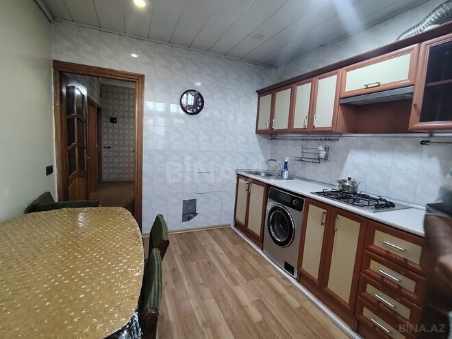 İcarəyə verilir 2 otaqlı köhnə tikili 65 m², Azadlıq Prospekti m., photo 3 from 11