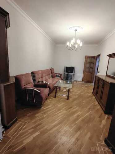 İcarəyə verilir 2 otaqlı köhnə tikili 65 m², Azadlıq Prospekti m., photo 5 from 11