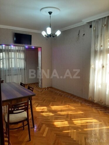 İcarəyə verilir 2 otaqlı köhnə tikili 85 m², Azadlıq Prospekti m., photo 3 from 17