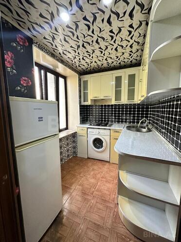 Продаётся 2-комн. вторичка 48 м², м. Элмляр Академиясы, photo 8 from 15