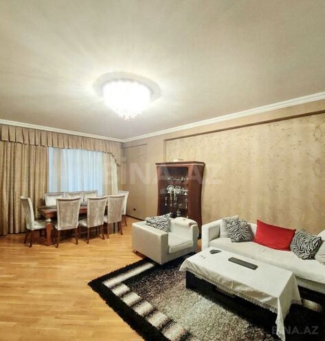 Сдаётся 3-комн. новостройка 150 м², м. Элмляр Академиясы, photo 1 from 11
