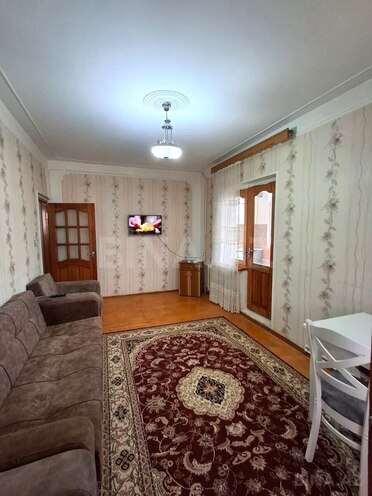 İcarəyə verilir 2 otaqlı köhnə tikili 60 m², 8-ci kilometr q., photo 1 from 13