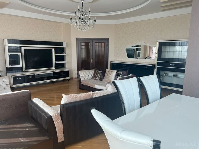 İcarəyə verilir 4 otaqlı yeni tikili 235 m², 28 May m., photo 5 from 17