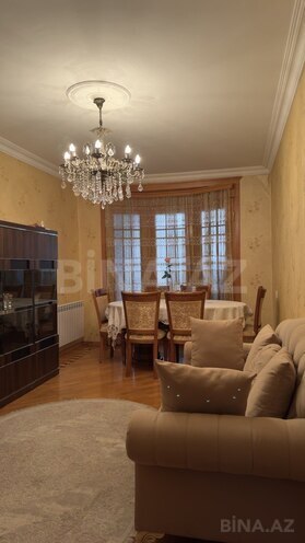 Satılır 3 otaqlı köhnə tikili 65 m², Həzi Aslanov m., photo 1 from 11