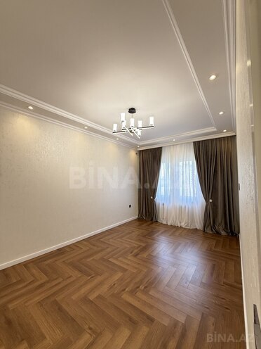 Продаётся 2-комн. вторичка 65 м², м. Иншаатчылар, photo 1 from 12