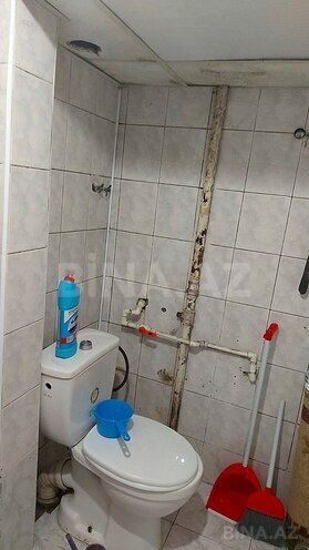 Satılır 2 otaqlı köhnə tikili 55 m², Qara Qarayev m., photo 14 from 17