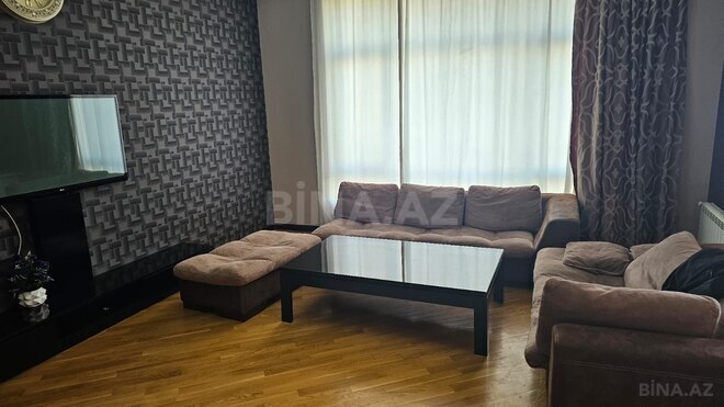 Сдаётся 3-комн. новостройка 150 м², м. 20 января, photo 1 from 13