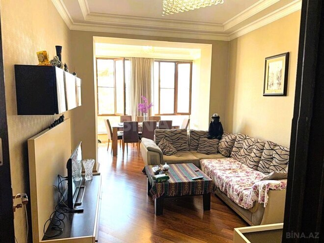 Satılır 3 otaqlı köhnə tikili 90 m², 28 May m., photo 1 from 18