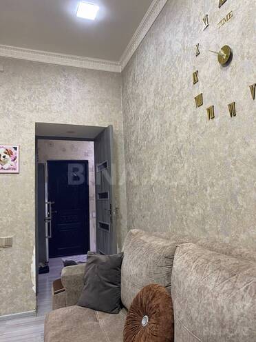 Продаётся 2-комн. вторичка 35 м², м. Низами, photo 3 from 10