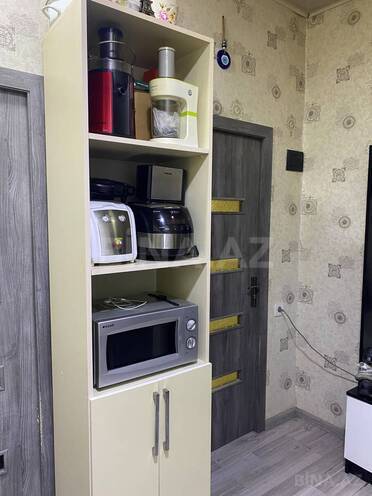 Продаётся 2-комн. вторичка 35 м², м. Низами, photo 6 from 10
