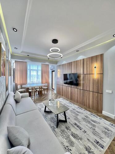 İcarəyə verilir 2 otaqlı yeni tikili 70 m², Ağ şəhər q., photo 4 from 17
