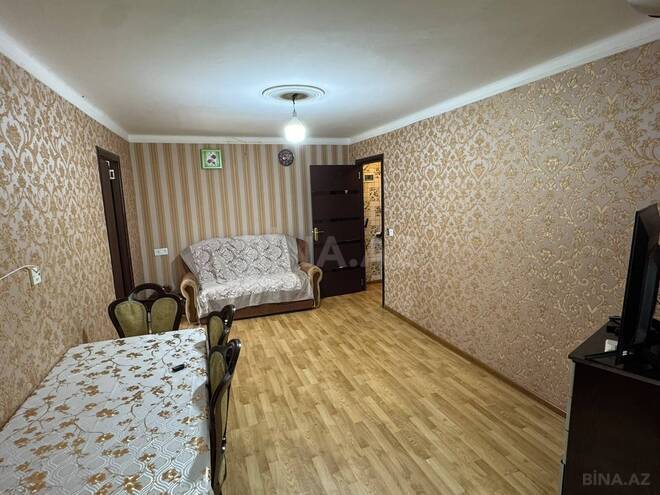 Satılır 2 otaqlı köhnə tikili 50 m², İnşaatçılar m., photo 3 from 17