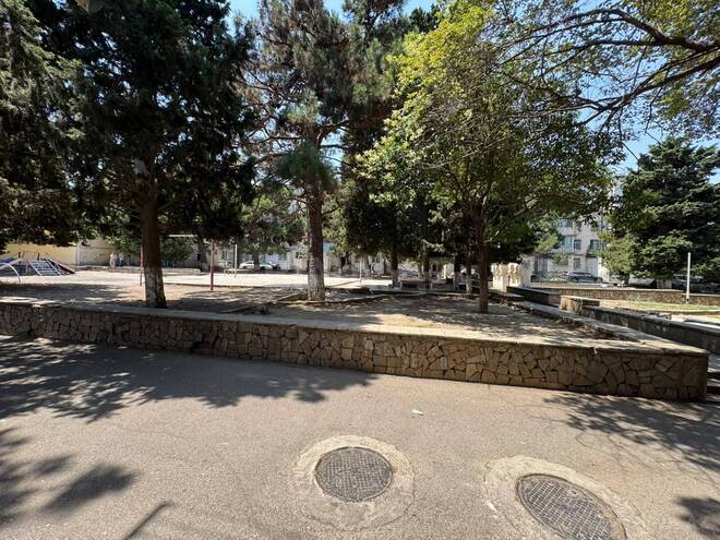 Satılır 2 otaqlı köhnə tikili 50 m², İnşaatçılar m., photo 15 from 17