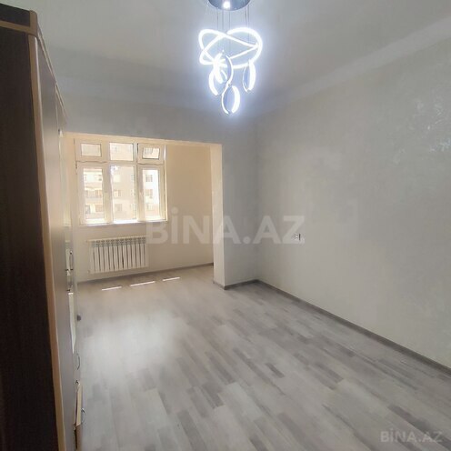 Продаётся 2-комн. вторичка 70 м², м. Нефтчиляр, photo 5 from 11