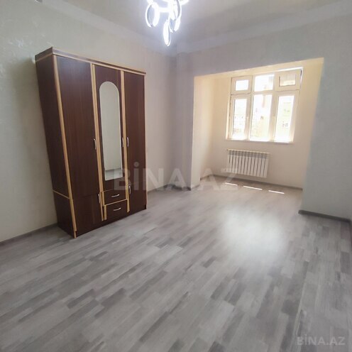 Продаётся 2-комн. вторичка 70 м², м. Нефтчиляр, photo 4 from 11