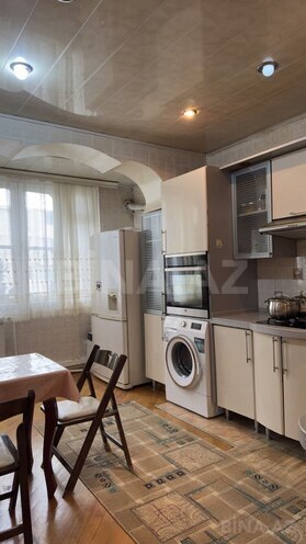 Satılır 3 otaqlı köhnə tikili 75 m², Həzi Aslanov m., photo 8 from 16