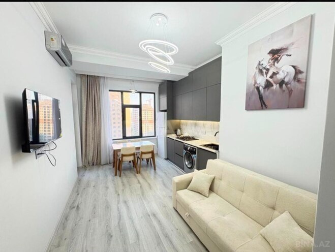 İcarəyə verilir 2 otaqlı yeni tikili 70 m², 28 May m., photo 1 from 11