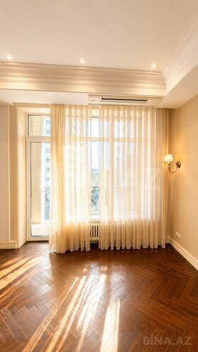 Satılır 3 otaqlı yeni tikili 202 m², 28 May m., photo 11 from 32