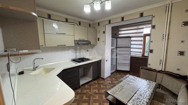 Сдаётся 3-комн. вторичка 75 м², м. Нефтчиляр, photo 17 from 23