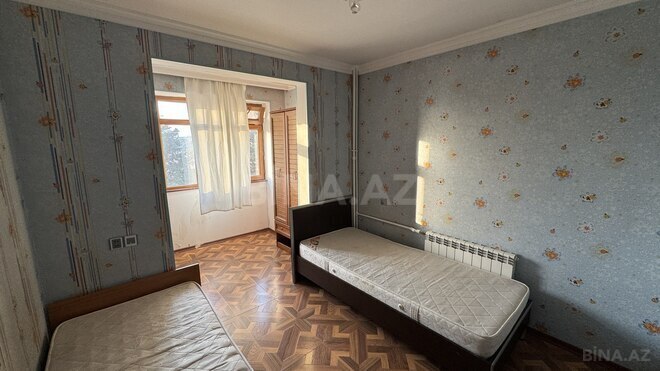 Сдаётся 3-комн. вторичка 75 м², м. Нефтчиляр, photo 7 from 23